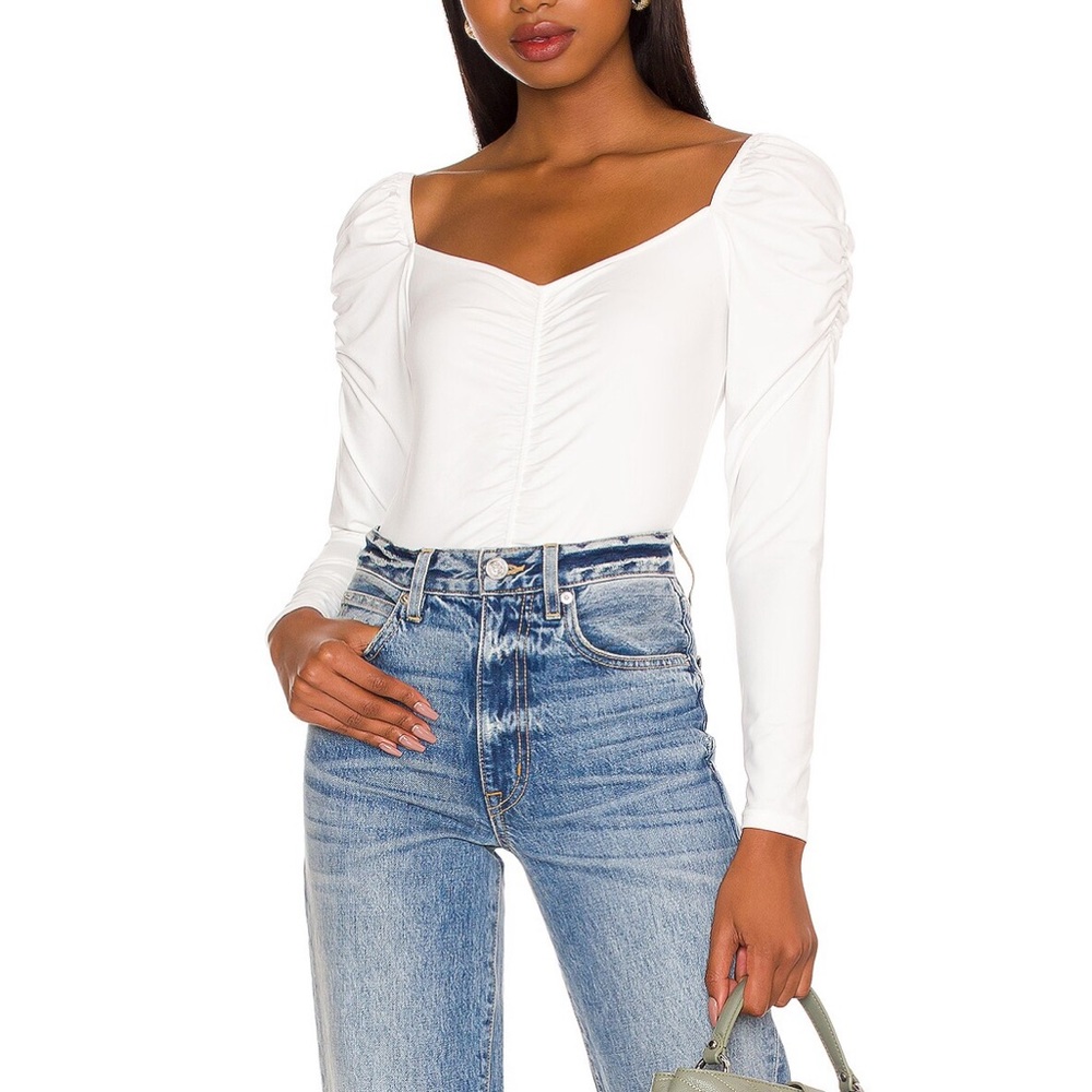 NWT BB DAKOTA Such Is Life Top